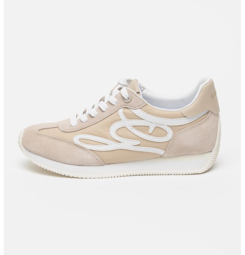 Спортни обувки с лого GUESS