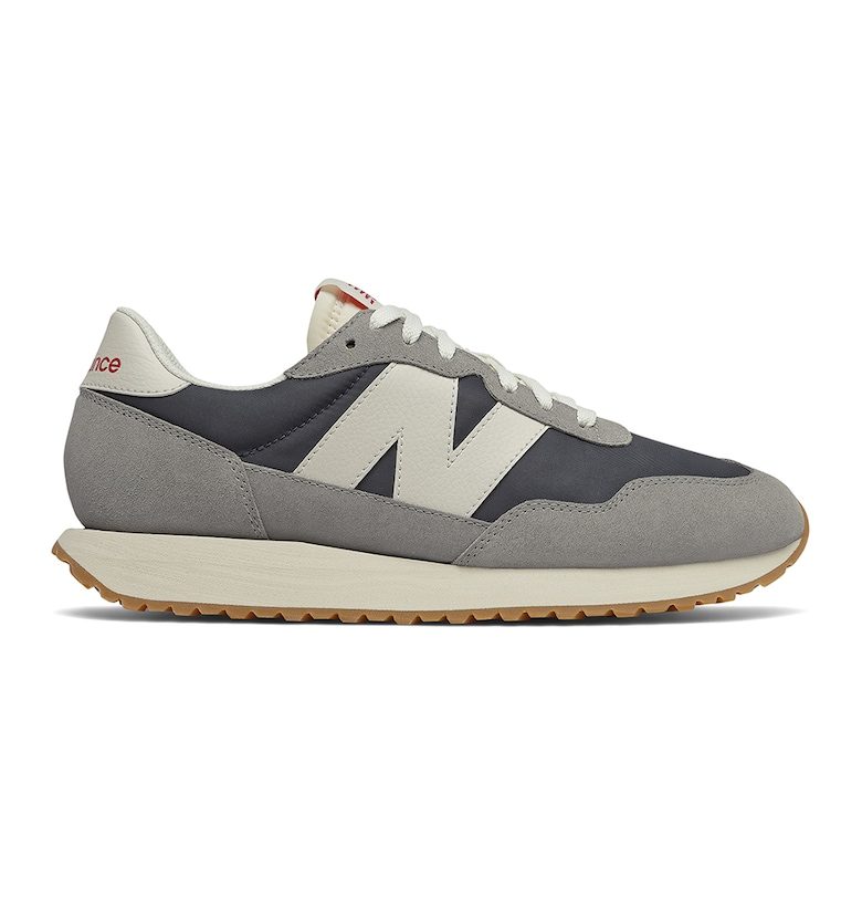 Тренировъчни обувки 237 от мрежа и велур New Balance
