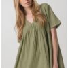 Свободна рокля с къси ръкави United Colors of Benetton