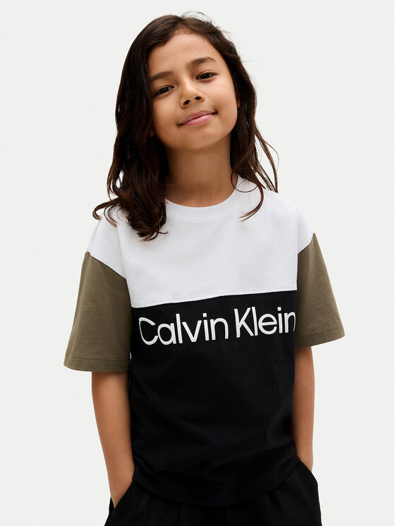Calvin Klein Jeans Тишърт Blocking IB0IB02528 M Черен Relaxed Fit за Момчета цена