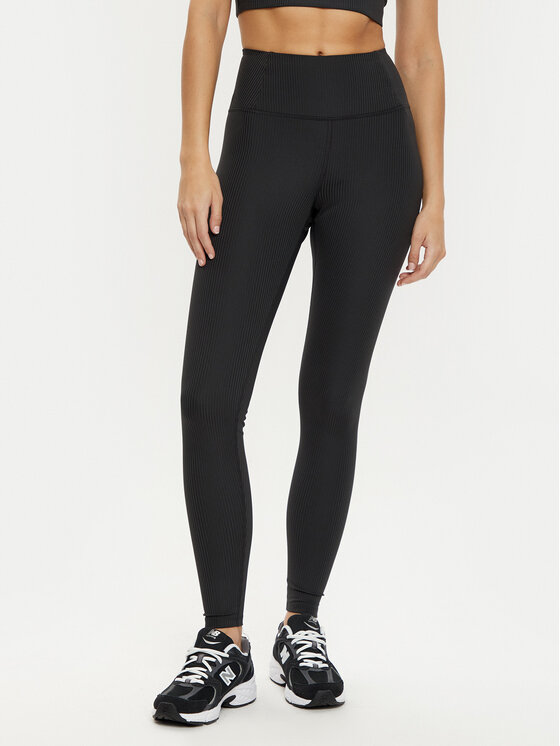 Girlfriend Collective Клин 4034 Черен Slim Fit за Жени цена