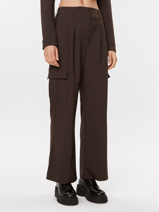 Herskind Текстилни панталони Louise 4905519 Кафяв Relaxed Fit за Жени цена