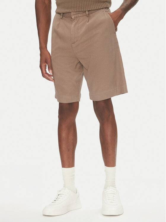 Lindbergh Шорти от плат 30-505054 Бежов Wide Fit за Мъже цена