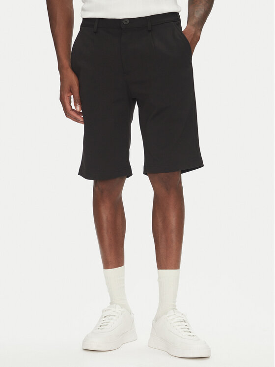 Lindbergh Шорти от плат 30-506062 Черен Regular Fit за Мъже цена