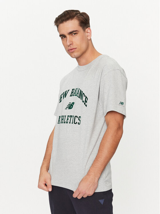 New Balance Тишърт Athletics Varsity Graphic T-Shirt MT33551 Сив Regular Fit за Мъже цена