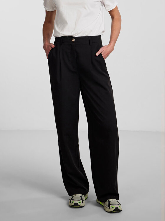Pieces Текстилни панталони Thelma 17137934 Черен Relaxed Fit за Жени цена