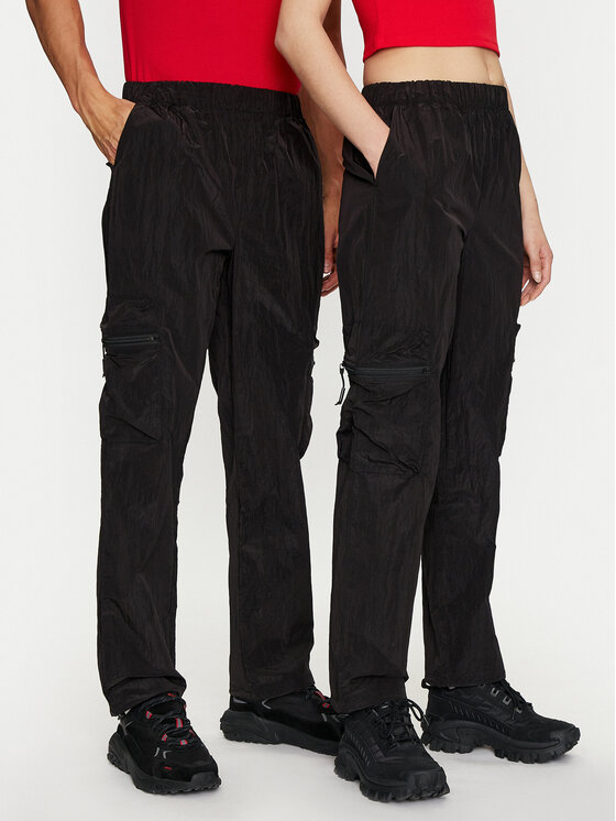 Rains Текстилни панталони Kano Pants Regular 19200 Черен Regular Fit за Унисекс цена