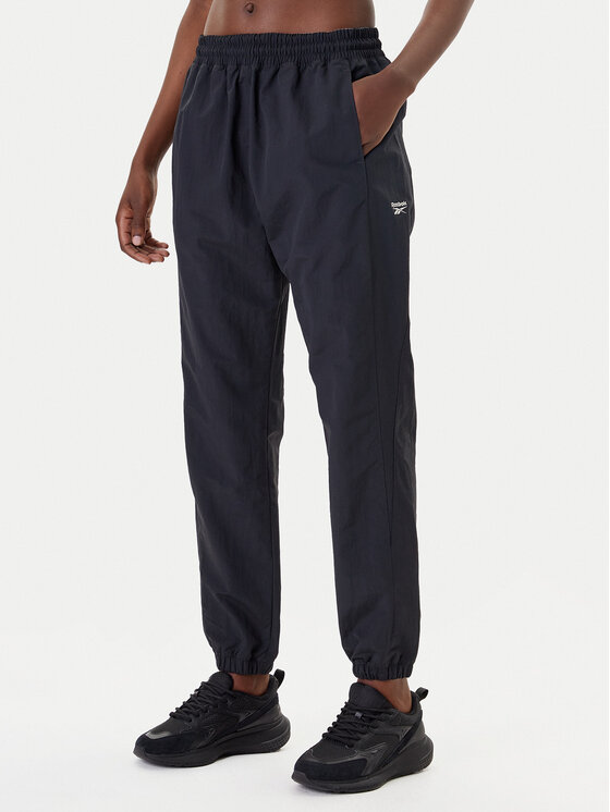 Reebok Долнище анцуг Vector 100221435 Черен Relaxed Fit за Жени цена