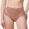 Triumph Класически бикини с висока талия Ladyform Soft Maxi 10210671 Бежов за Жени цена