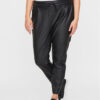 Vero Moda Curve Панталони от имитация на кожа 10225775 Черен Regular Fit за Жени цена