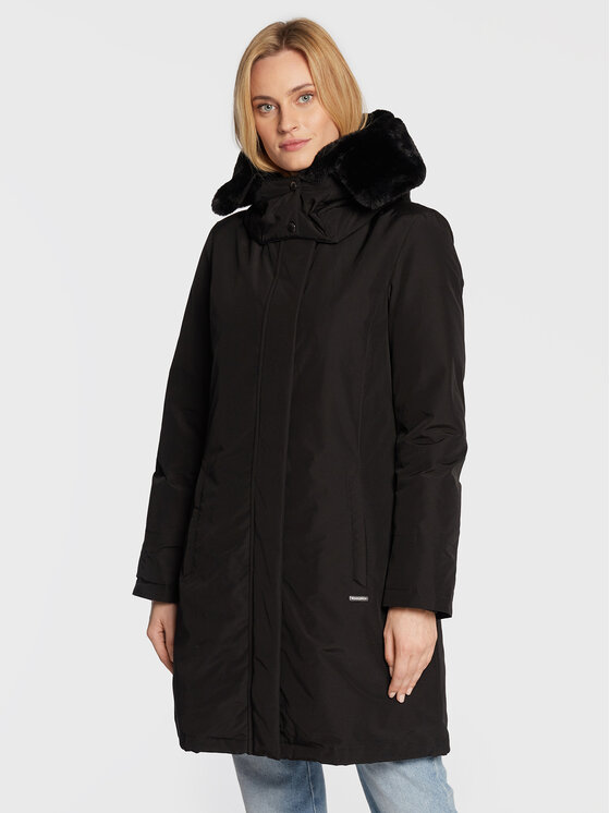 Woolrich Пухено яке Bow Bridge CFWWOU0551FRUT0001 Черен Regular Fit за Жени цена