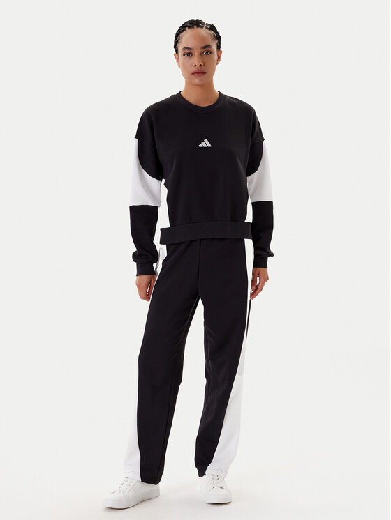 adidas Анцуг Laziday JD2672 Черен Regular Fit за Жени цена