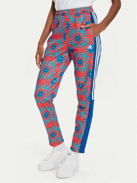 adidas Долнище анцуг FARM Rio IQ4492 Червен Regular Fit за Жени цена