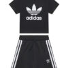 adidas Комплект тишърт и панталонки adicolor JC9155 Черен Regular Fit цвят на ниска цена