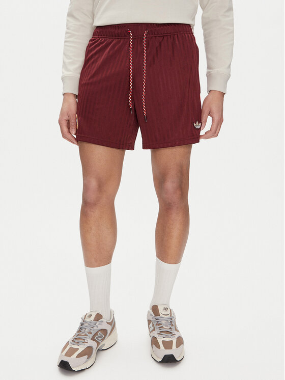 adidas Спортни шорти FC Bayern Terrace JF0598 Червен Loose Fit за Мъже цена