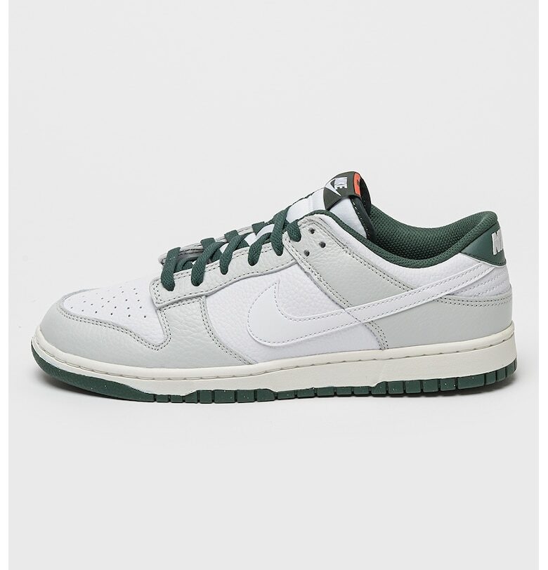 Кожени маратонки Dunk Low Retro Se Nike