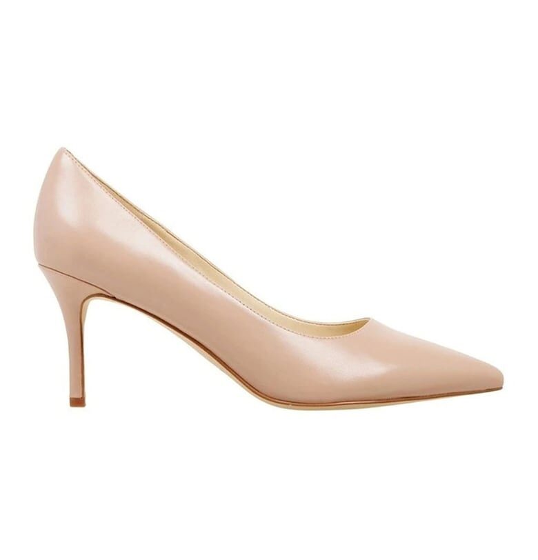 Кожени обувки Mailin с остър връх NINE WEST