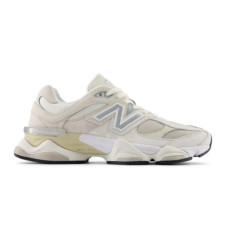 Кожени спортни обувки с мрежести зони New Balance