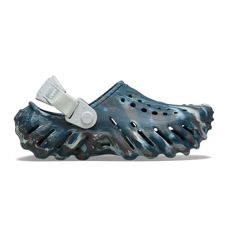 Крокс с перфорации и масивен дизайн Crocs
