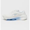 Мрежести спортни обувки Versair Nike