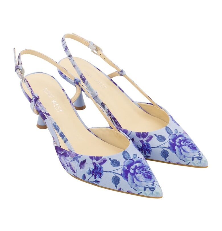 Обувки Renela с остър връх NINE WEST