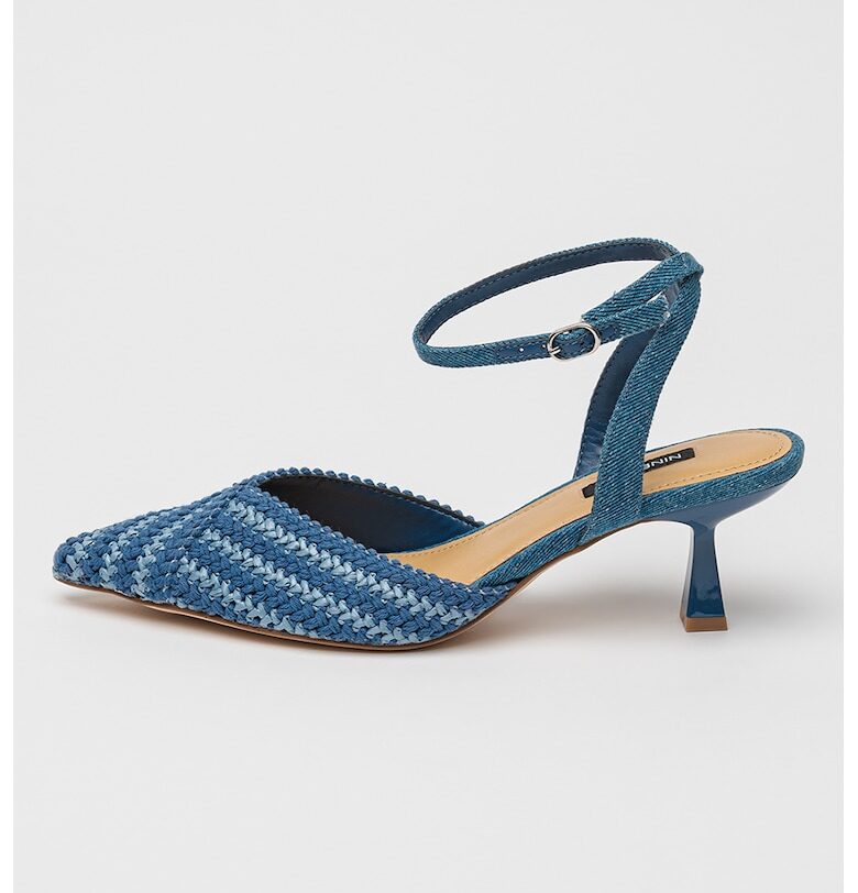 Остри обувки Rossa с каишка с тока NINE WEST