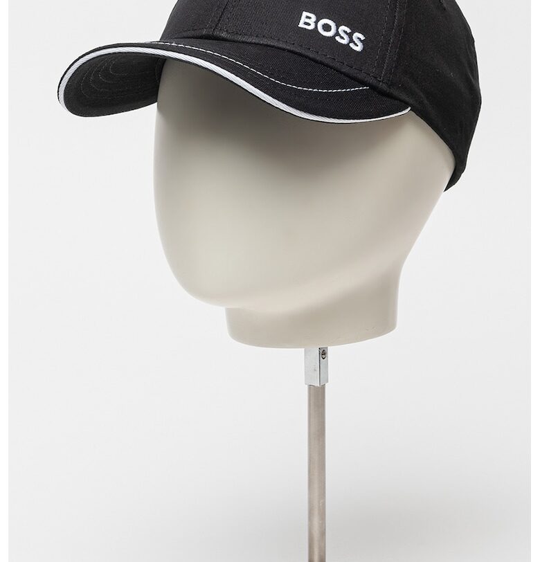 Регулируема шапка с бродирано лого BOSS