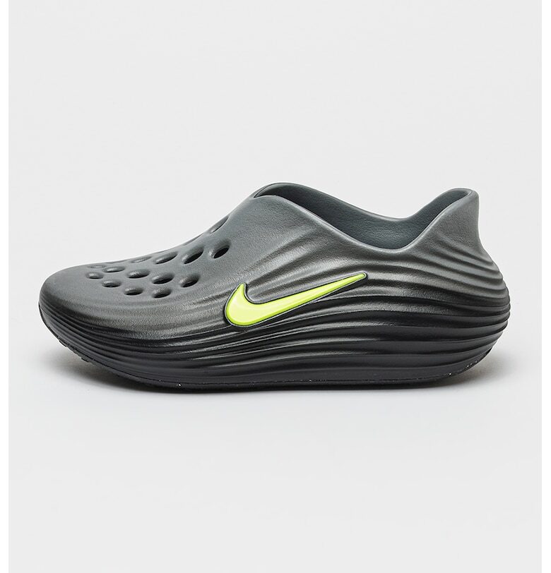 Сабо ReactX Rejuven 8 с перфорации Nike