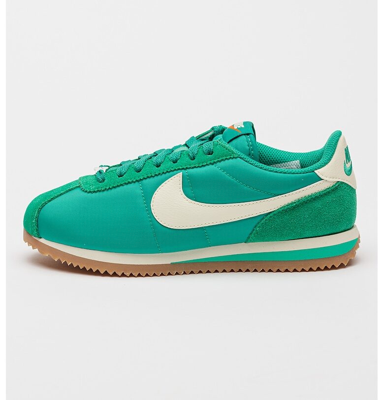 Спортни обувки Cortez с велур Nike