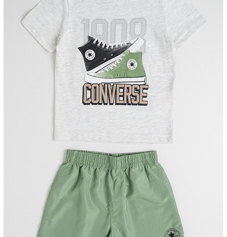 Тениска Retro Graphic и къс панталон Converse
