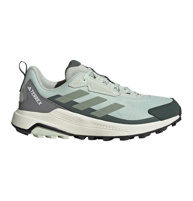 Хайкинг обувки с контрасти adidas Performance