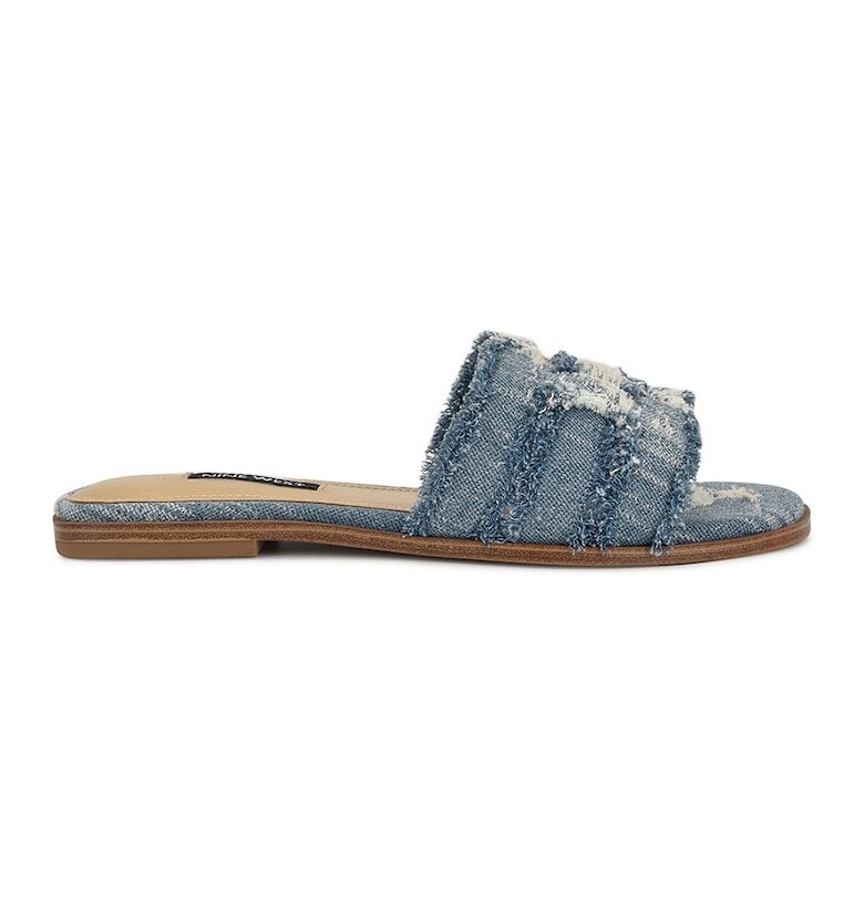 Чехли Germany с ресни - Светлосин - NINE WEST