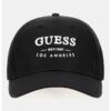 Шапка с бродирано лого GUESS