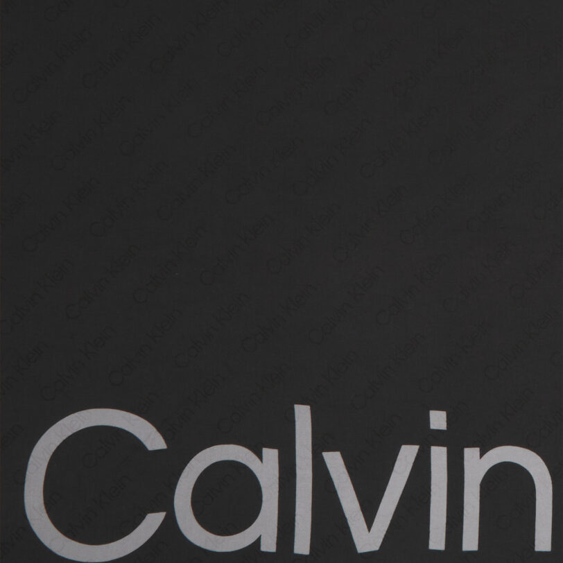 Бандана Calvin Klein Aop Logo Jaquard Scarf 130X130 K60K611125 Черен цвят на ниска цена