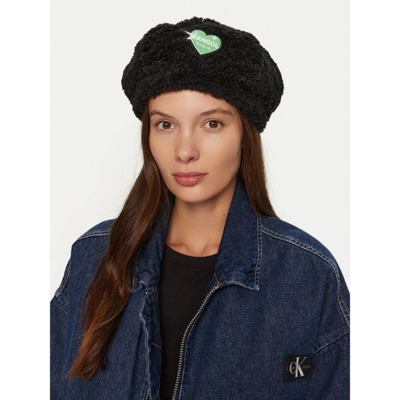 Барета Kangol Manga Beret K5423 Черен цвят на ниска цена