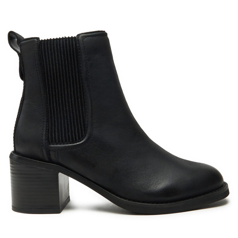 Боти Clarks Chamberly Top 26179551 Черен цвят на ниска цена