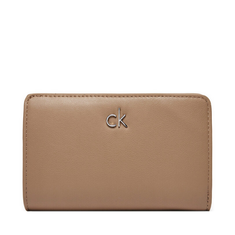 Голям дамски портфейл Calvin Klein Ck Daily Medium Bifold_Pbl K60K613075 Бежов цвят на ниска цена