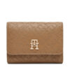 Голям дамски портфейл Tommy Hilfiger Th Distinct Trifold Wallet Mono AW0AW17257 Кафяв цвят на ниска цена