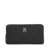 Голям дамски портфейл Tommy Hilfiger Th Emblem Large Za AW0AW15181 Черен цвят на ниска цена