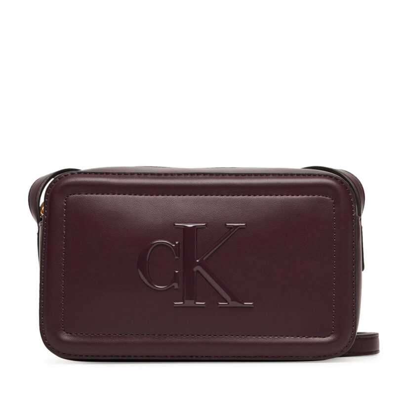 Дамска чанта Calvin Klein Bold Ck Camera Bag LV04F3220G Бордо цвят на ниска цена