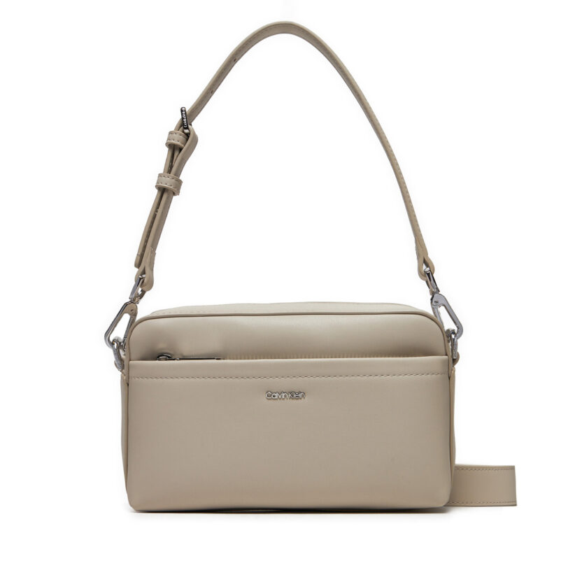 Дамска чанта Calvin Klein Ck Must Convertible Camera Bag K60K612280 Бежов цвят на ниска цена