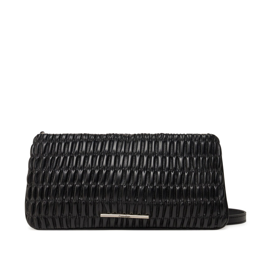 Дамска чанта Calvin Klein Jeans Rouched Zip Top Bag LV04K3090G Черен цвят на ниска цена
