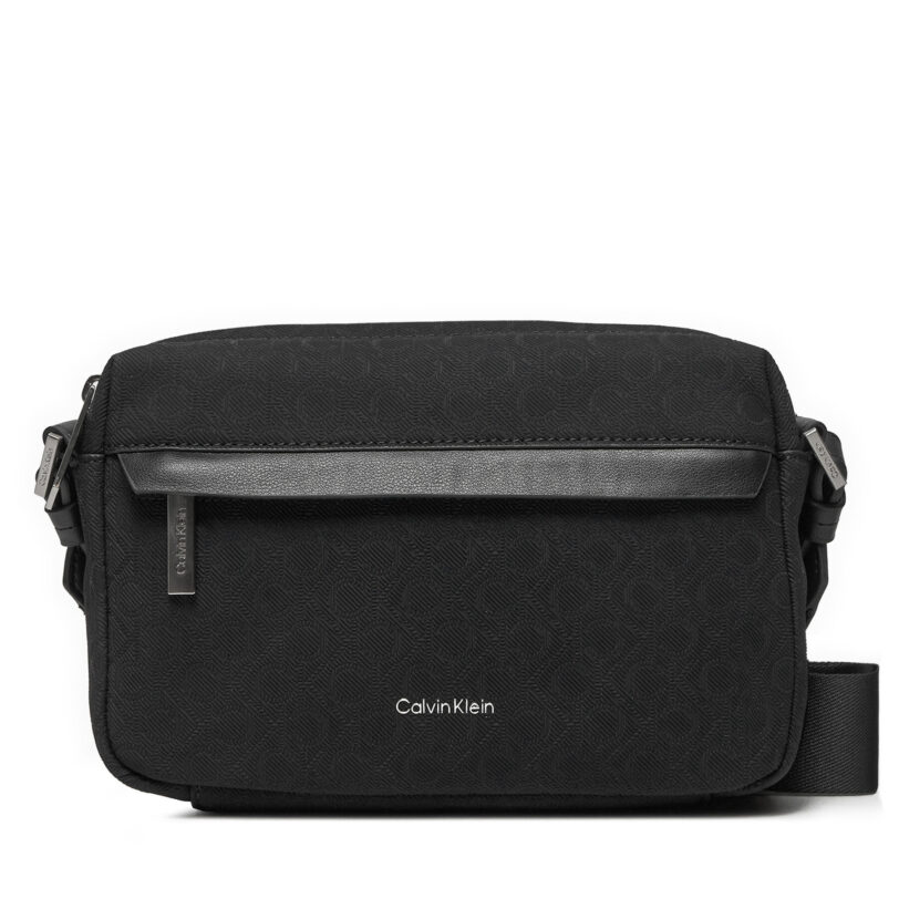 Дамска чанта Calvin Klein K50K512807 Черен цвят на ниска цена