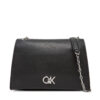 Дамска чанта Calvin Klein Re-Lock Medium Chain LV04F3104G Черен цвят на ниска цена