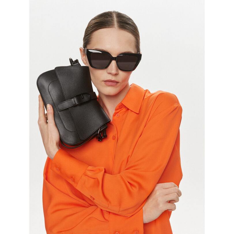 Дамска чанта Furla Flow WB01032-BX2045-O6000-1020 Черен цвят на ниска цена