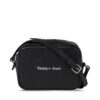 Дамска чанта Tommy Jeans Camera Bag AW0AW15029 Черен цвят на ниска цена