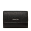 Дамски портфейл Calvin Klein Ck Must Aop Small Trifold W Zip LV04F1038G Черен цвят на ниска цена