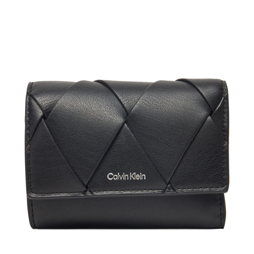 Дамски портфейл Calvin Klein Ck Woven Small Trifold K60K612953 Черен цвят на ниска цена