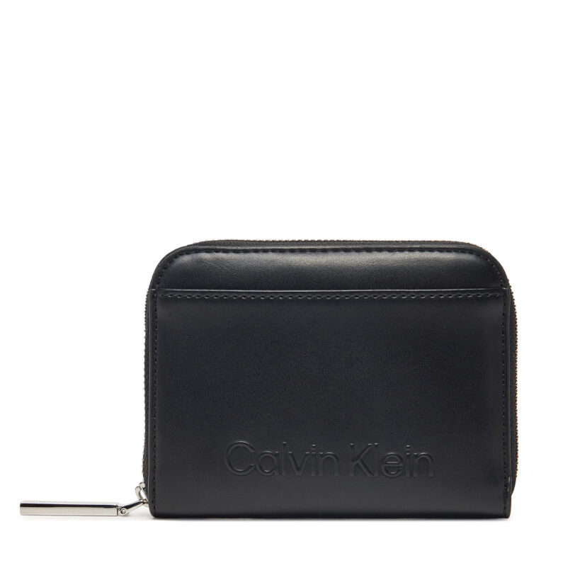 Дамски портфейл Calvin Klein Embossed Logo Medium Zip Around K60K612965 Черен цвят на ниска цена
