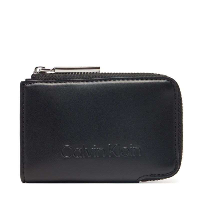 Дамски портфейл Calvin Klein Embossed Logo Zip Cardholder K60K613157 Черен цвят на ниска цена